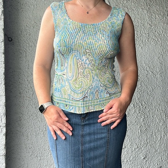 🧚♀️ Nicola 2000s Y2K Crinkle Stretch Fun Patterned Tank Top Size Large - Picture 1 of 5